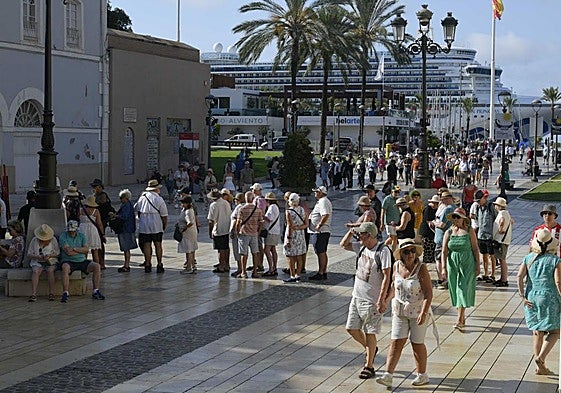 Cruceristas este jueves en Cartagena.