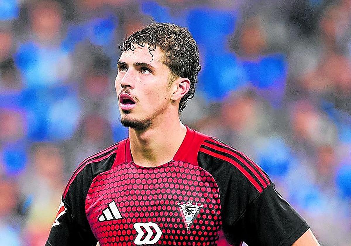 Joaquín Panichelli, en el 'playoff' con el Mirandés.