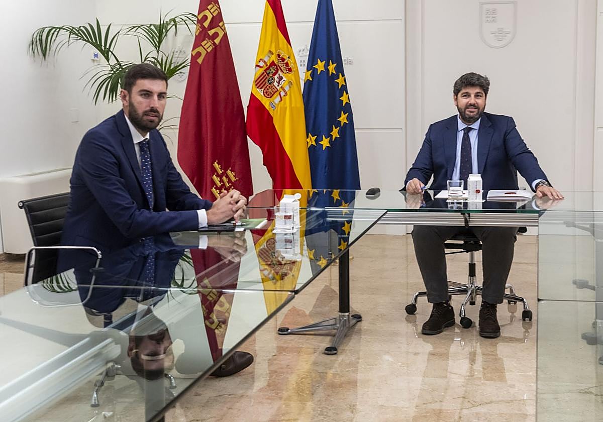 Antelo y López Miras.