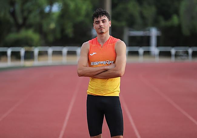 Vilacha posa para LA VERDAD.