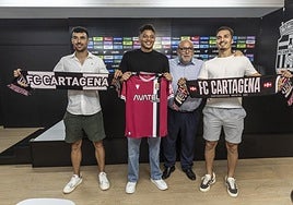 Rubén Serrano, Lucho García, Manuel Sánchez Breis e Imanol Baz, ayer en la sala de prensa del Cartagonova.