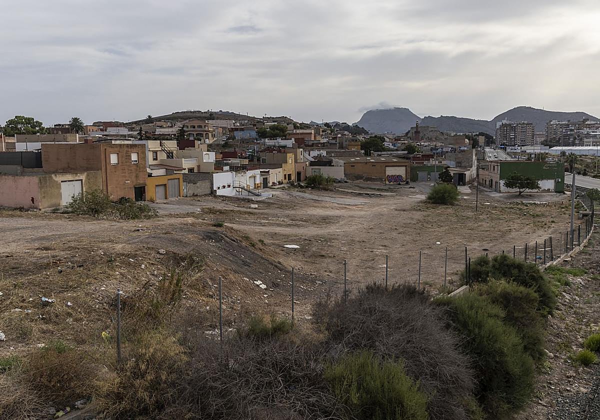 Terrenos urbanizables junto a Los Mateos.