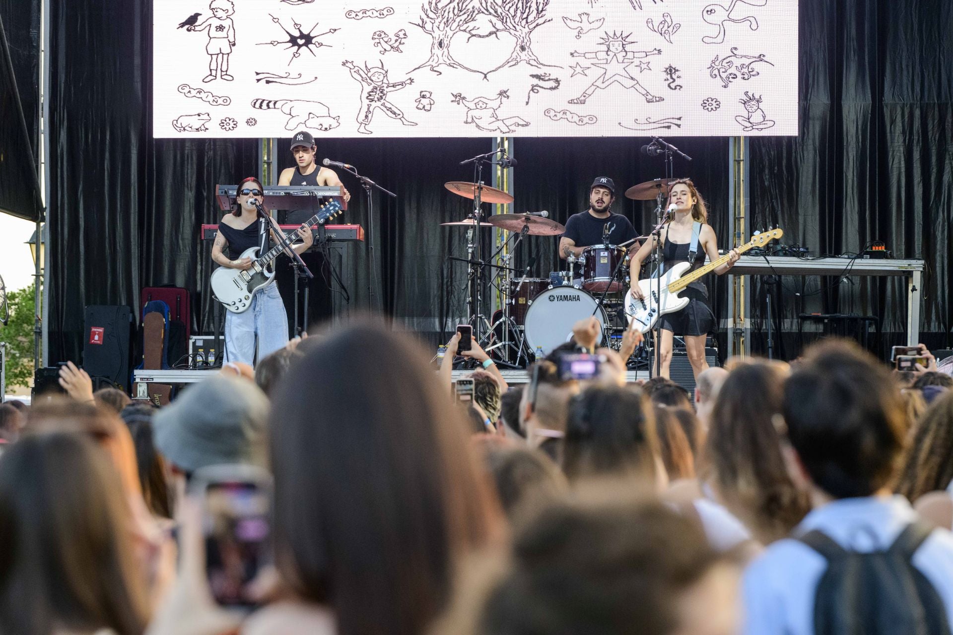 El ambiente en los conciertos del Fan Futura Fest del viernes, en imágenes