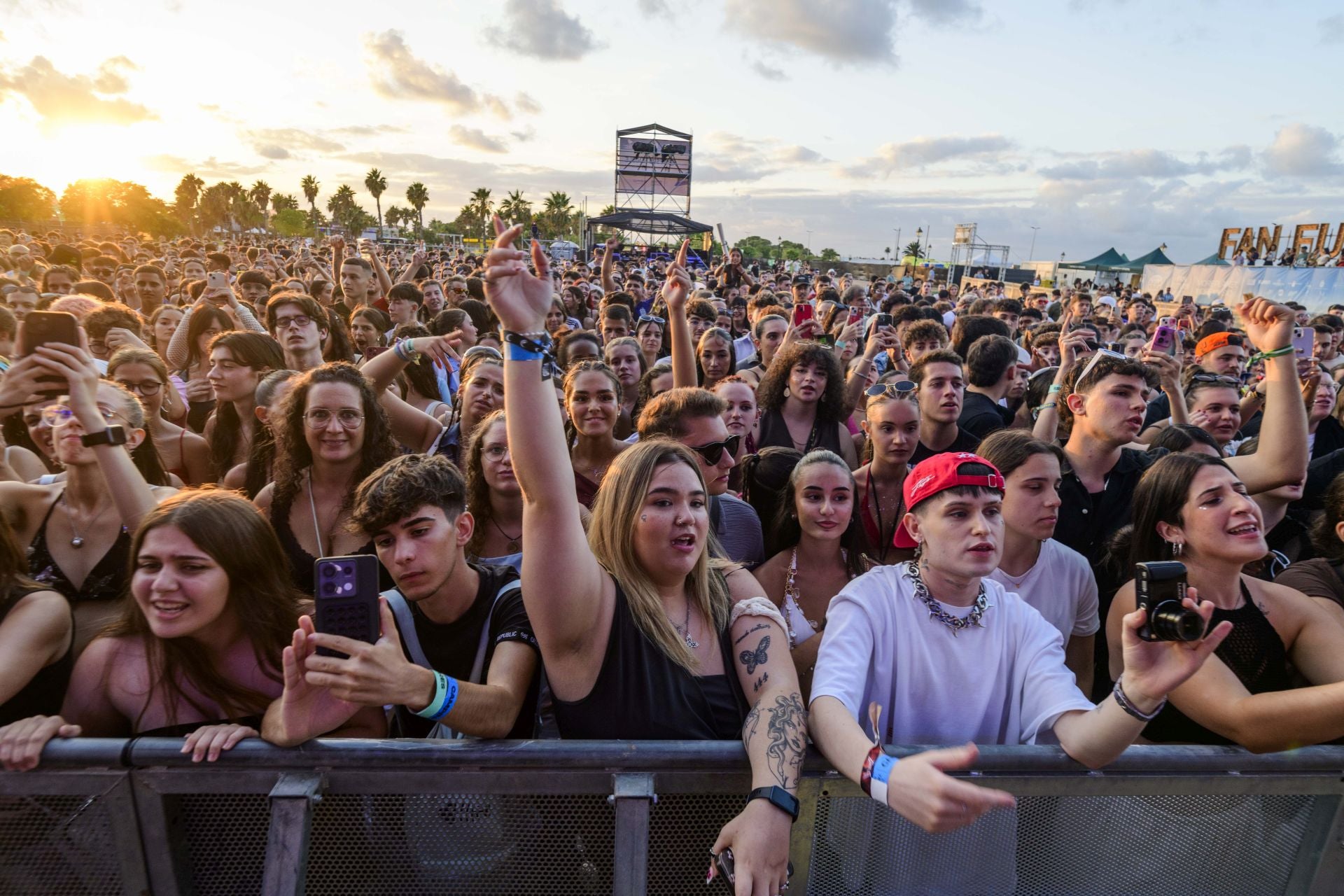 El ambiente en los conciertos del Fan Futura Fest del viernes, en imágenes