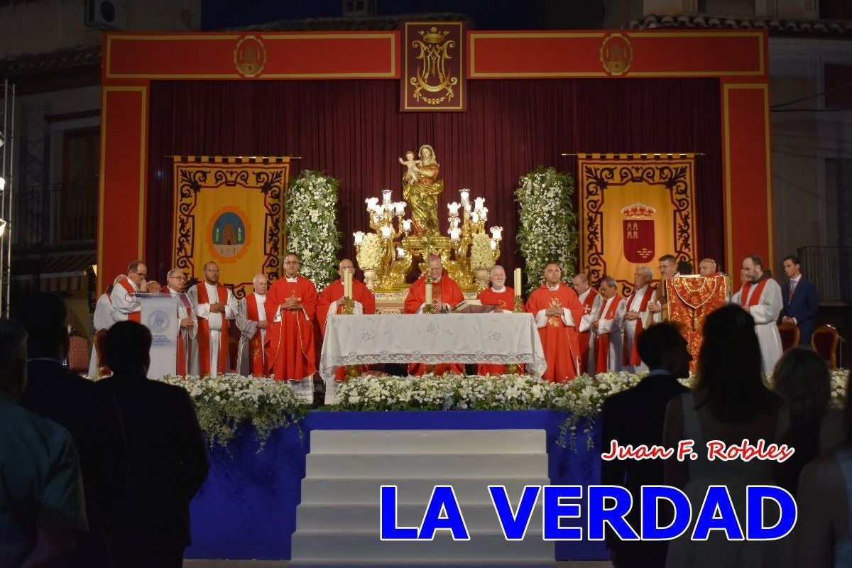 Imágenes de la Misa Solemne de la Apertura del Año Jubilar de la Virgen de las Maravillas en Cehegín