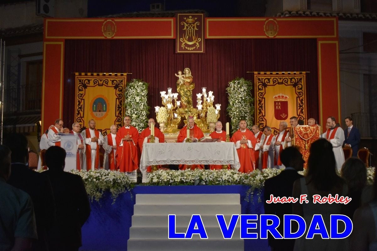 Imágenes de la Misa Solemne de la Apertura del Año Jubilar de la Virgen de las Maravillas en Cehegín