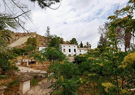 Estado actual del complejo hidráulico del Molino del Escarambrujo, a la espera de completar su rehabilitación.