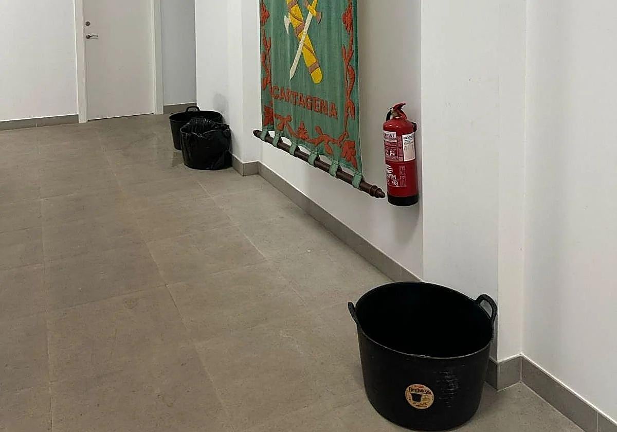 Imagen de archivo del antiguo colegio Arévalo donde también había goteras.