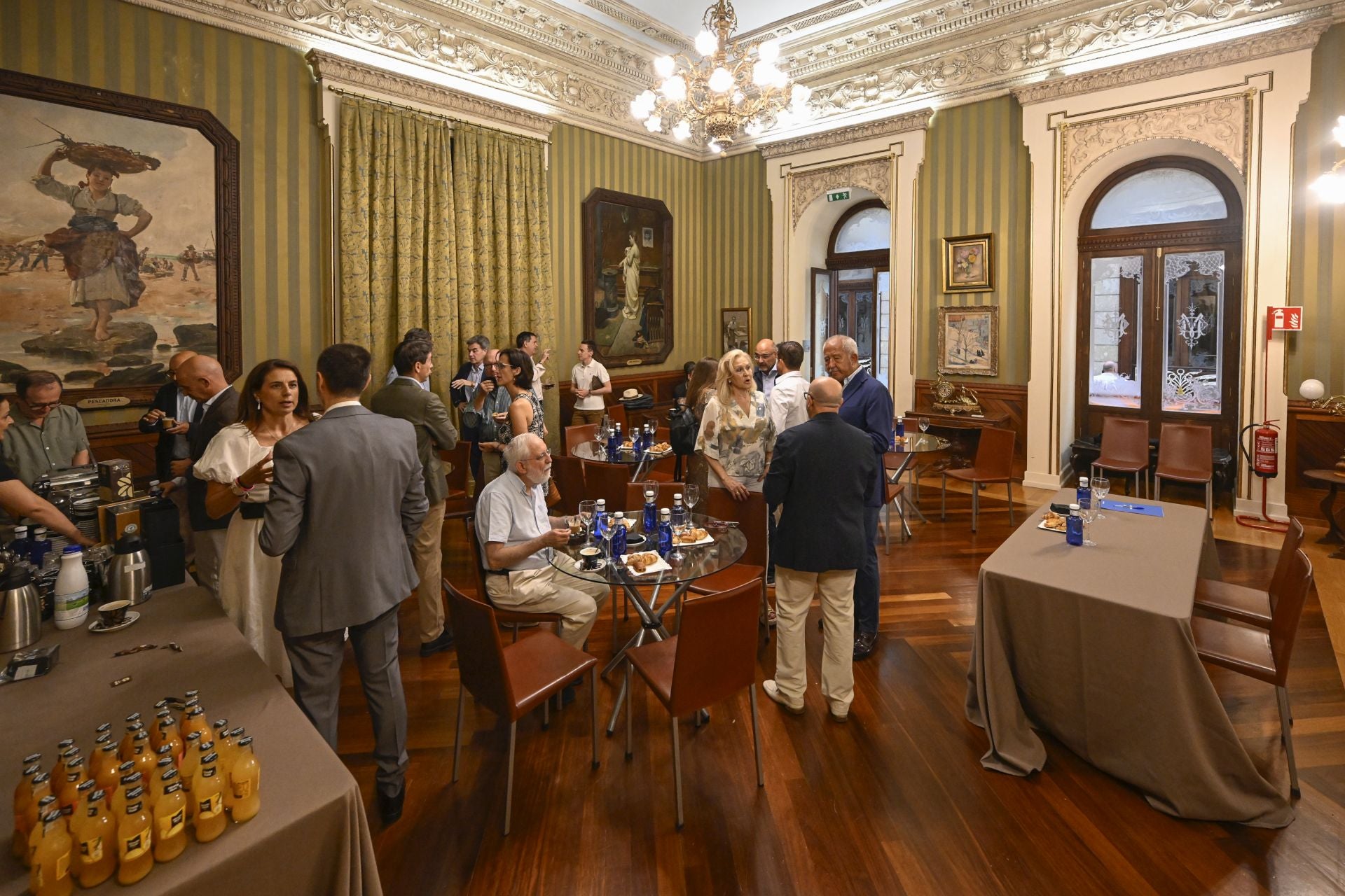 Periodismo en el Círculo de Economía, en imágenes