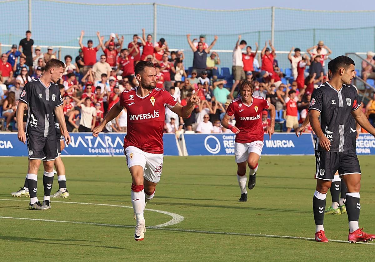 En imágenes, victoria del Real Murcia ante el Eldense en Pinatar Arena