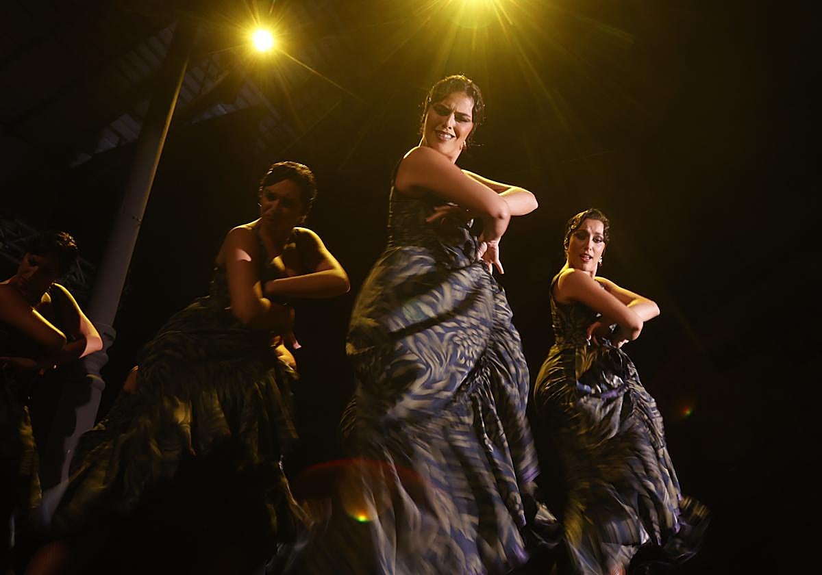 Bailaoras del Ballet Flamenco de Andalucía, esta semana.