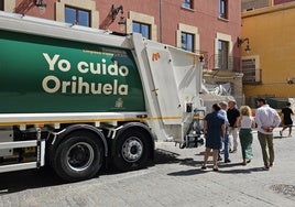 Recepción esta semana de un camión para el servicio de recogida de residuos sólidos urbanos.