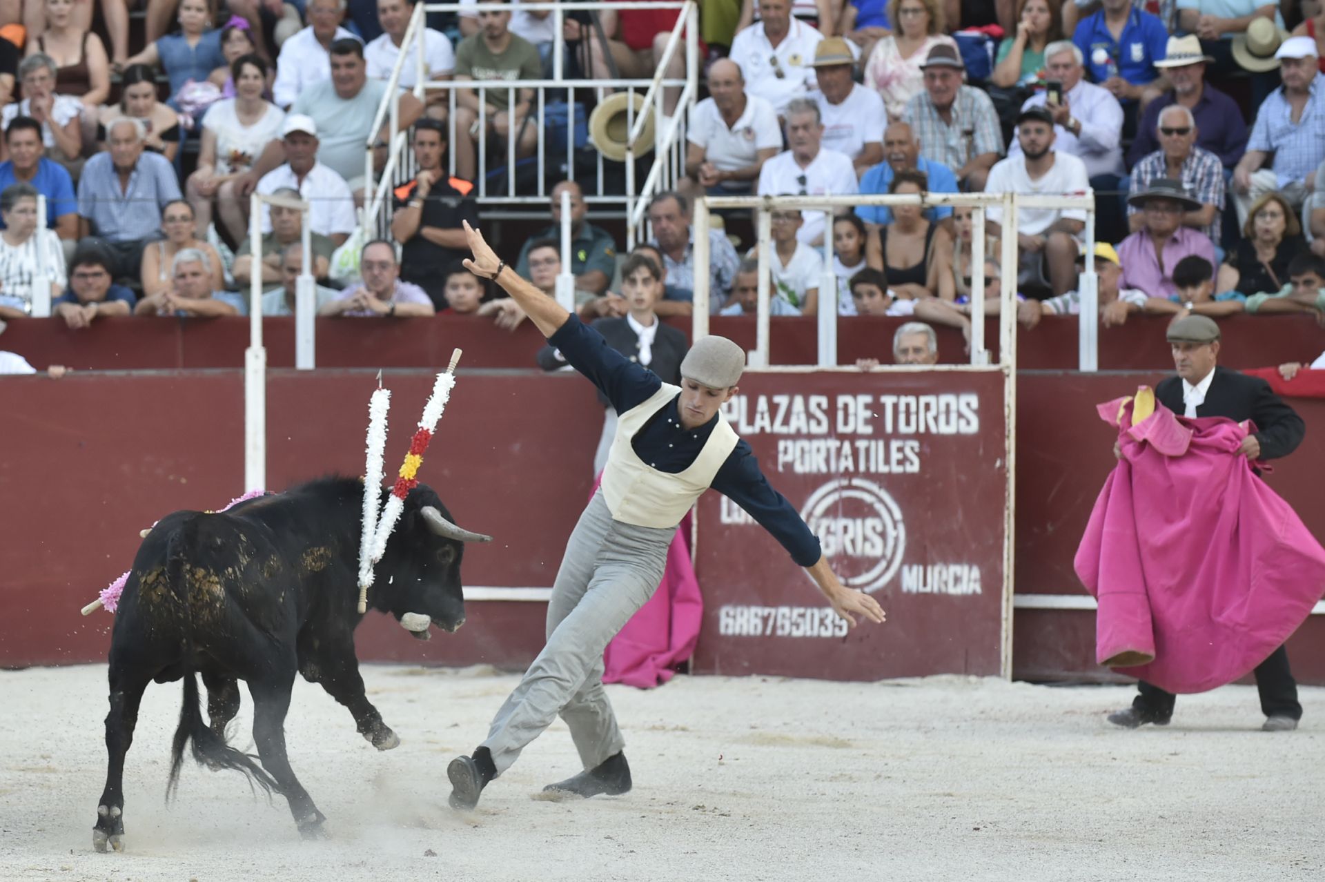 La novillada del domingo de la Feria de Blanca, en imágenes