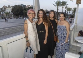 Conchita Campillejo, Carmen María Pérez, Cristina Torre y Zahira Carles.