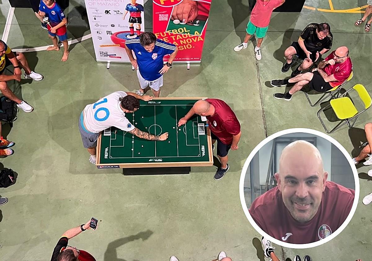 Carlos Flores, en detalle, y a a la derecha del tablero durante la disputa del Internacional de Mataró.