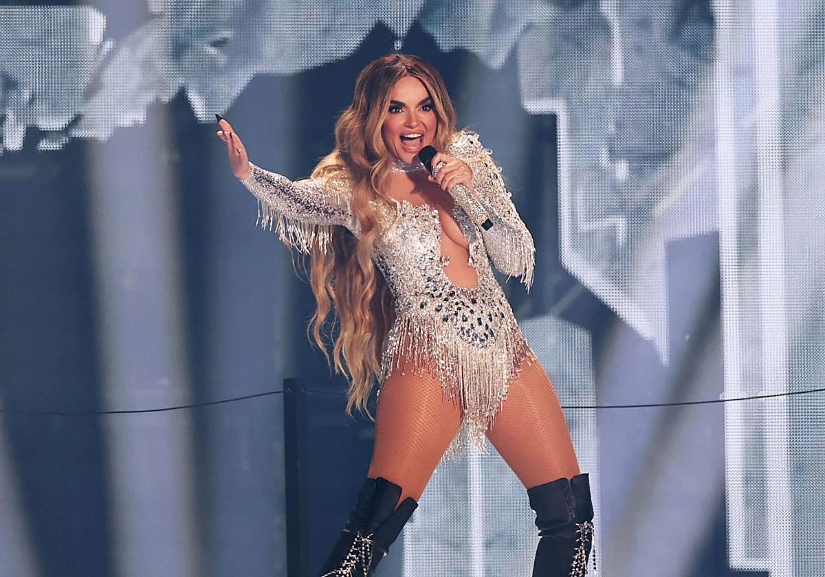 Melody interpreta 'Esa diva' en la final de Eurovisión 2025.