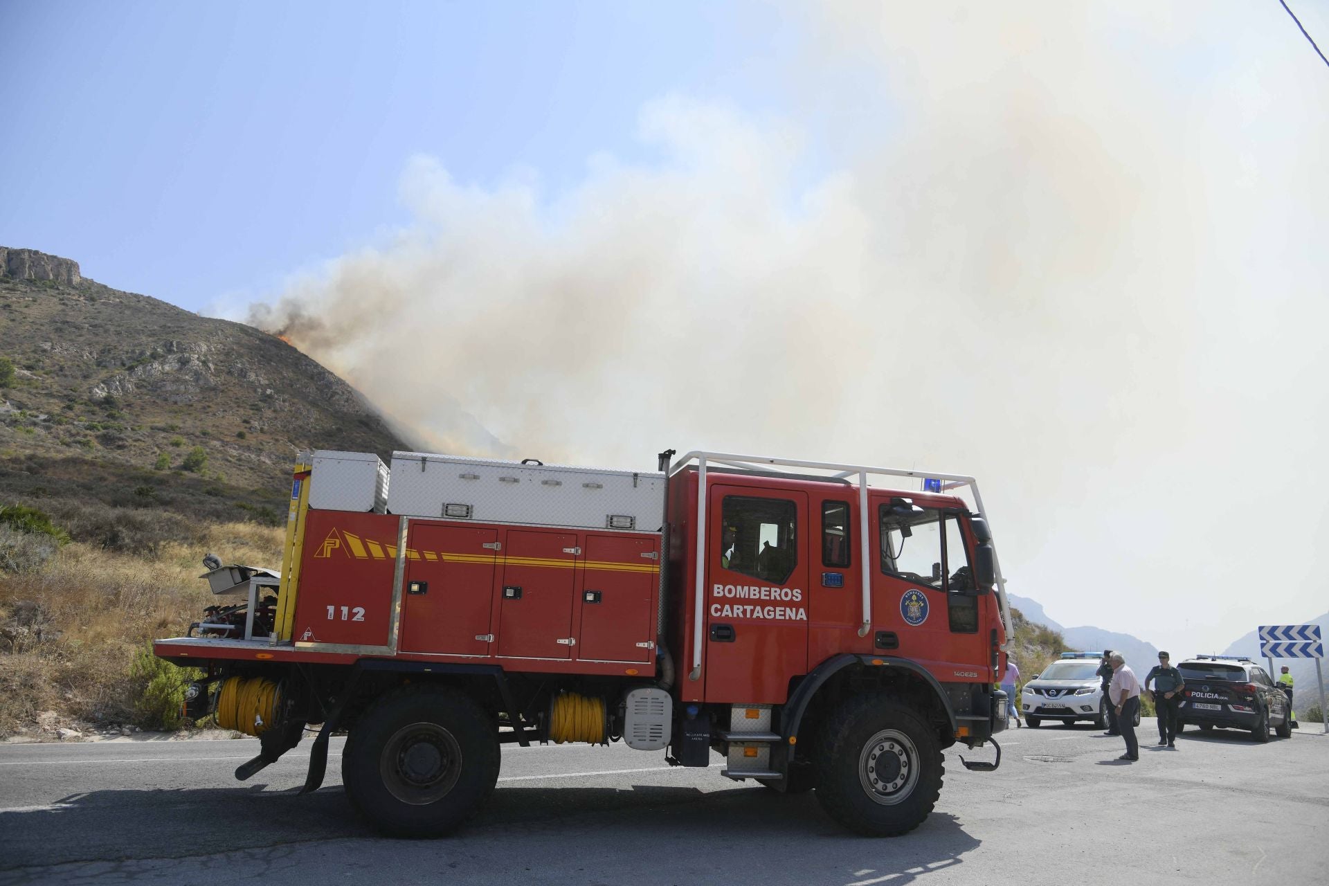 Las imágenes del incendio del Cedacero en Cartagena