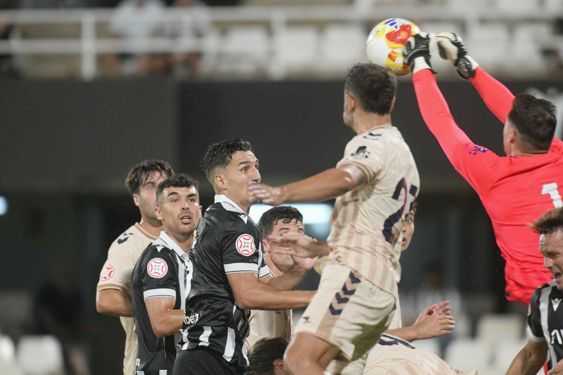 El FC Cartagena-Eldense, en imágenes