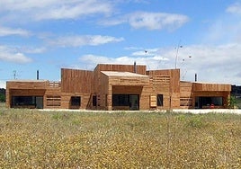 Casa para Tres Hermanas. Jaume Blancafort, Patricia Reus. Blacafort-Reus Arquitectura. Colabora: Candy García Vicente. 2012