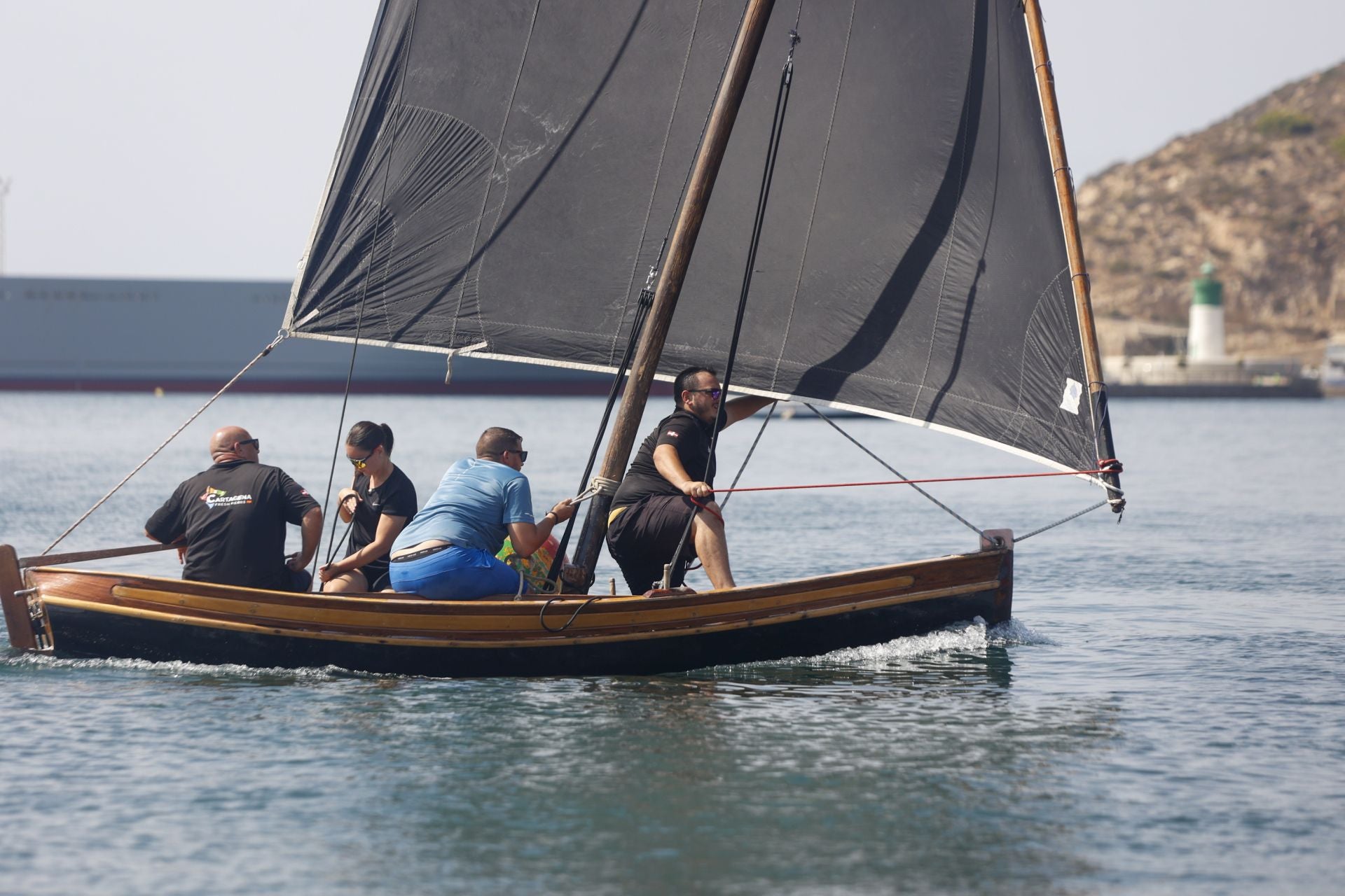 Velas latinas y visitas a los barcos de la Ocean Race