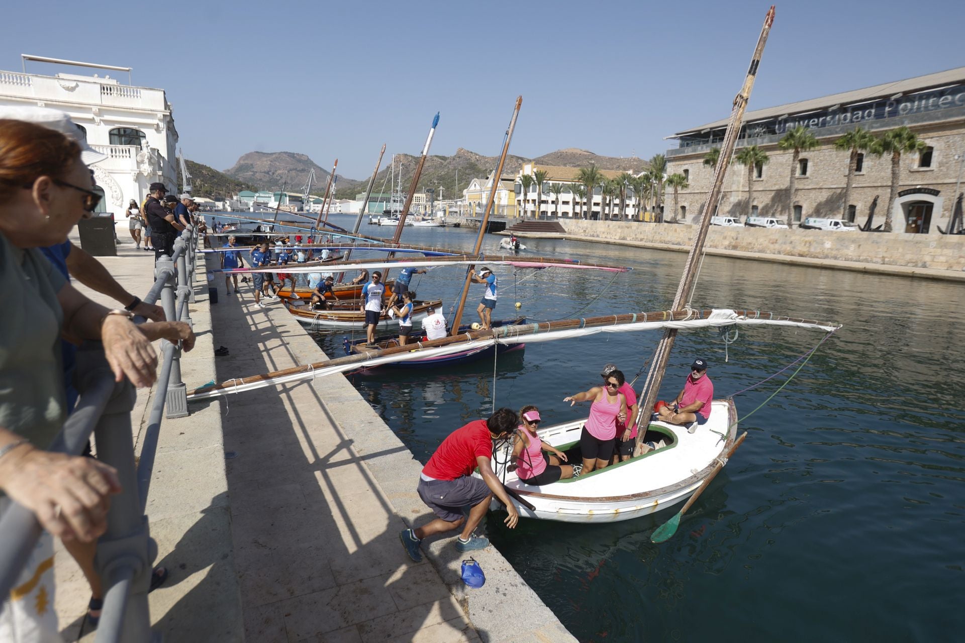 Velas latinas y visitas a los barcos de la Ocean Race