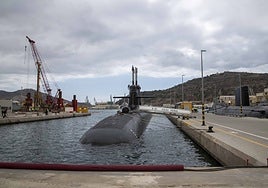 Submarino S-81 'Isaac Peral', atracado en el Arsenal de Cartagena, en una foto de archivo.