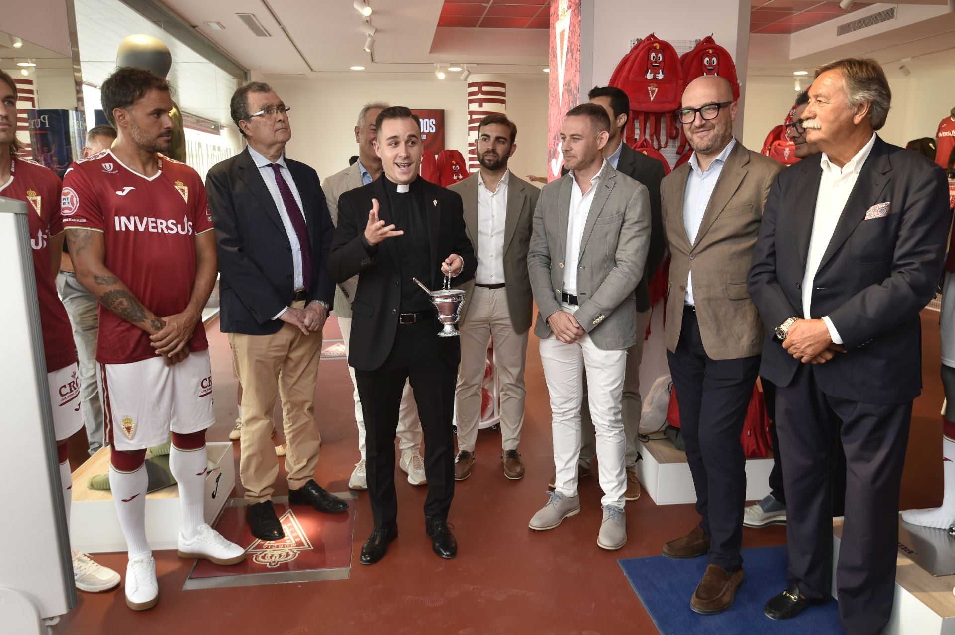 La presentación de la tienda del Real Murcia, en imágenes