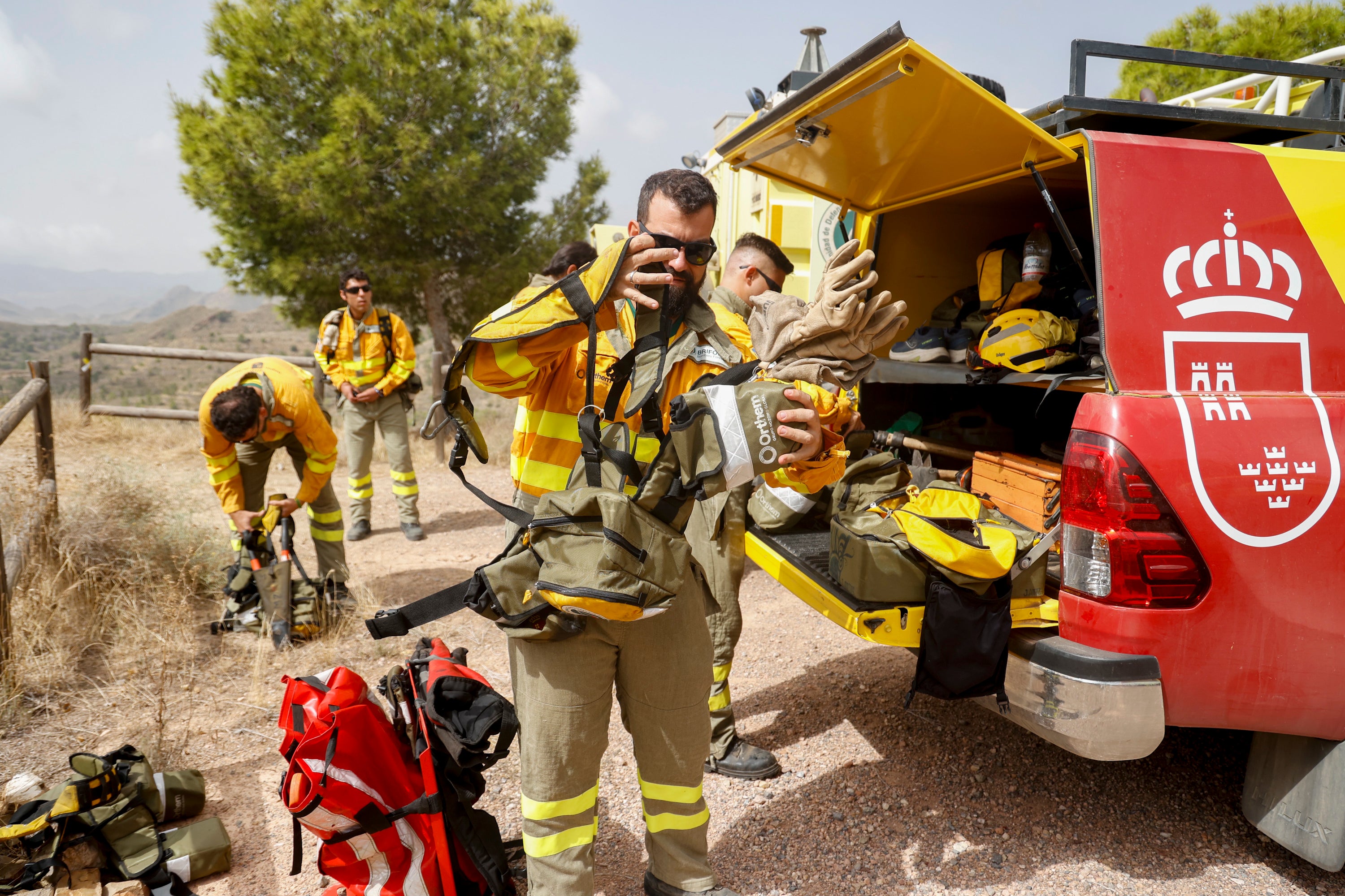 Las imágenes del simulacro de los bomberos forestales de la brigada terrestre de Mazarrón