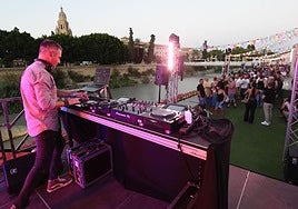Un concierto en la terraza de los Molinos del Río, la pasada feria de 2024.
