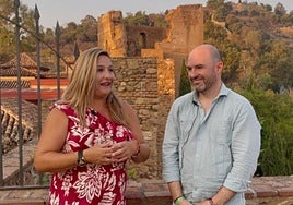 La concejal delegada de Turismo de Cartagena, Beatriz Sánchez, junto al director general de Turismo de Málaga, Jonathan Gómez Punzón.