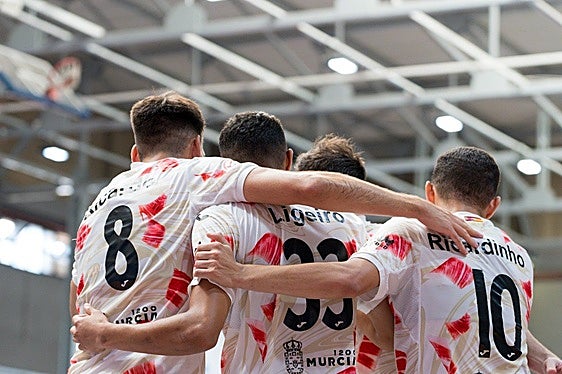 ElPozo golea al Peñíscola (6-2) y peleará con el Leganés por el Ciudad de Getafe