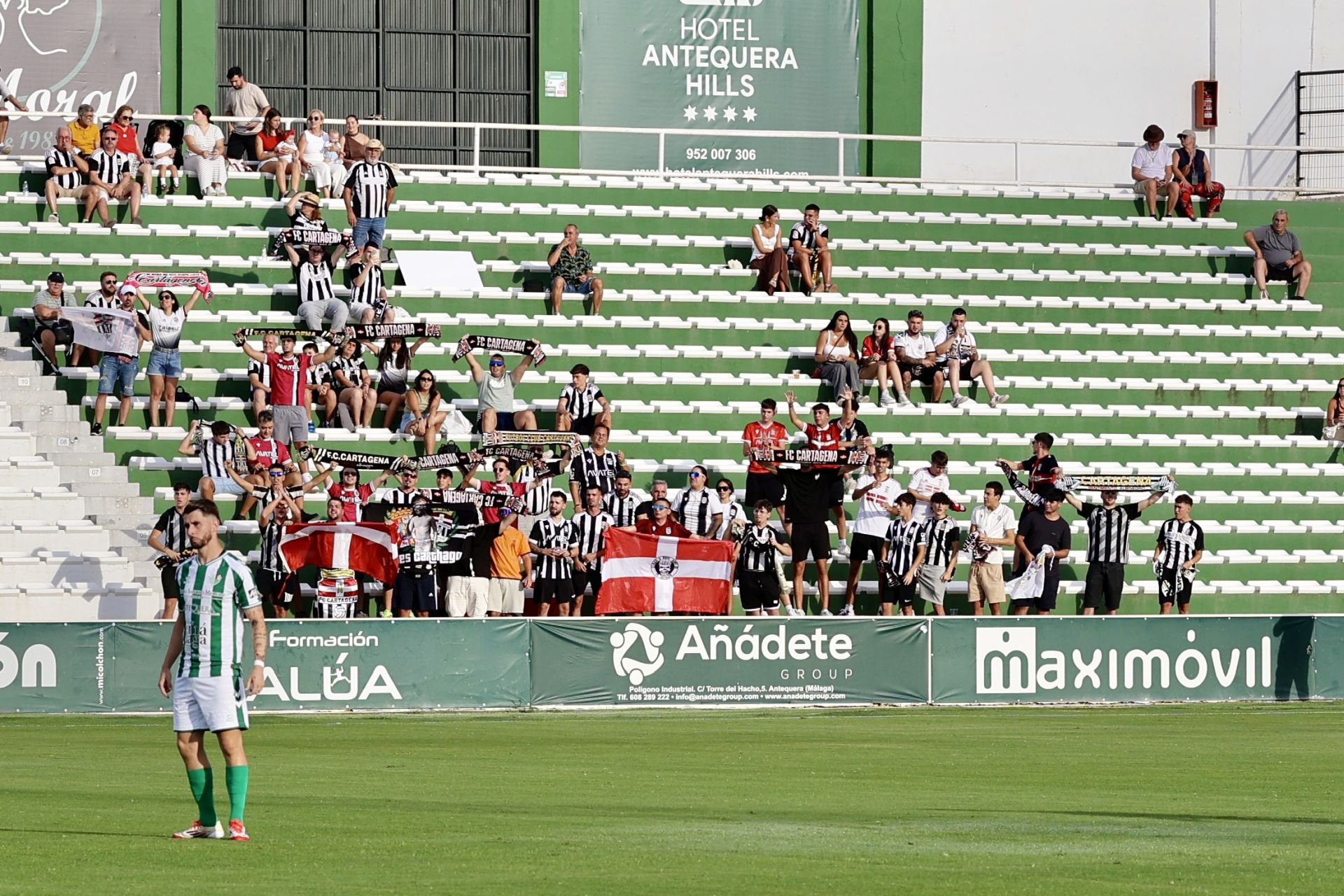 El empate del Cartagena contra el Antequera, en imágenes