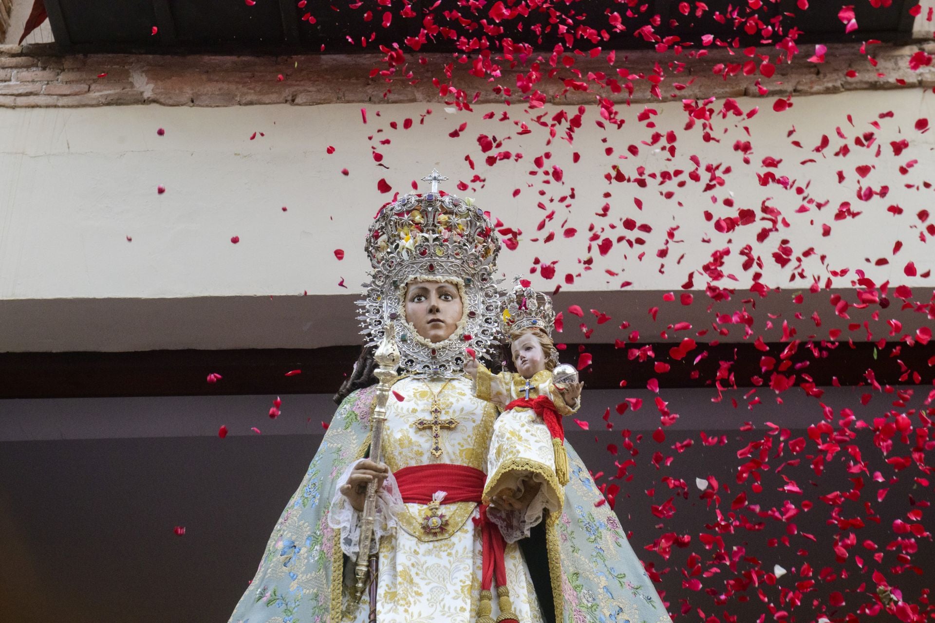 Las imágenes del recibimiento en Murcia a la Virgen de la Fuensanta