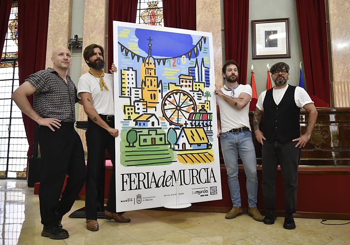 El grupo Viva Suecia posa con el cartel de la Feria de Murcia.