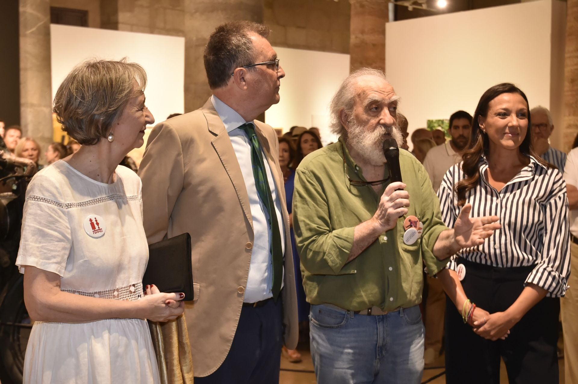 Gran homenaje en el Almudí al pintor Antonio Ballester