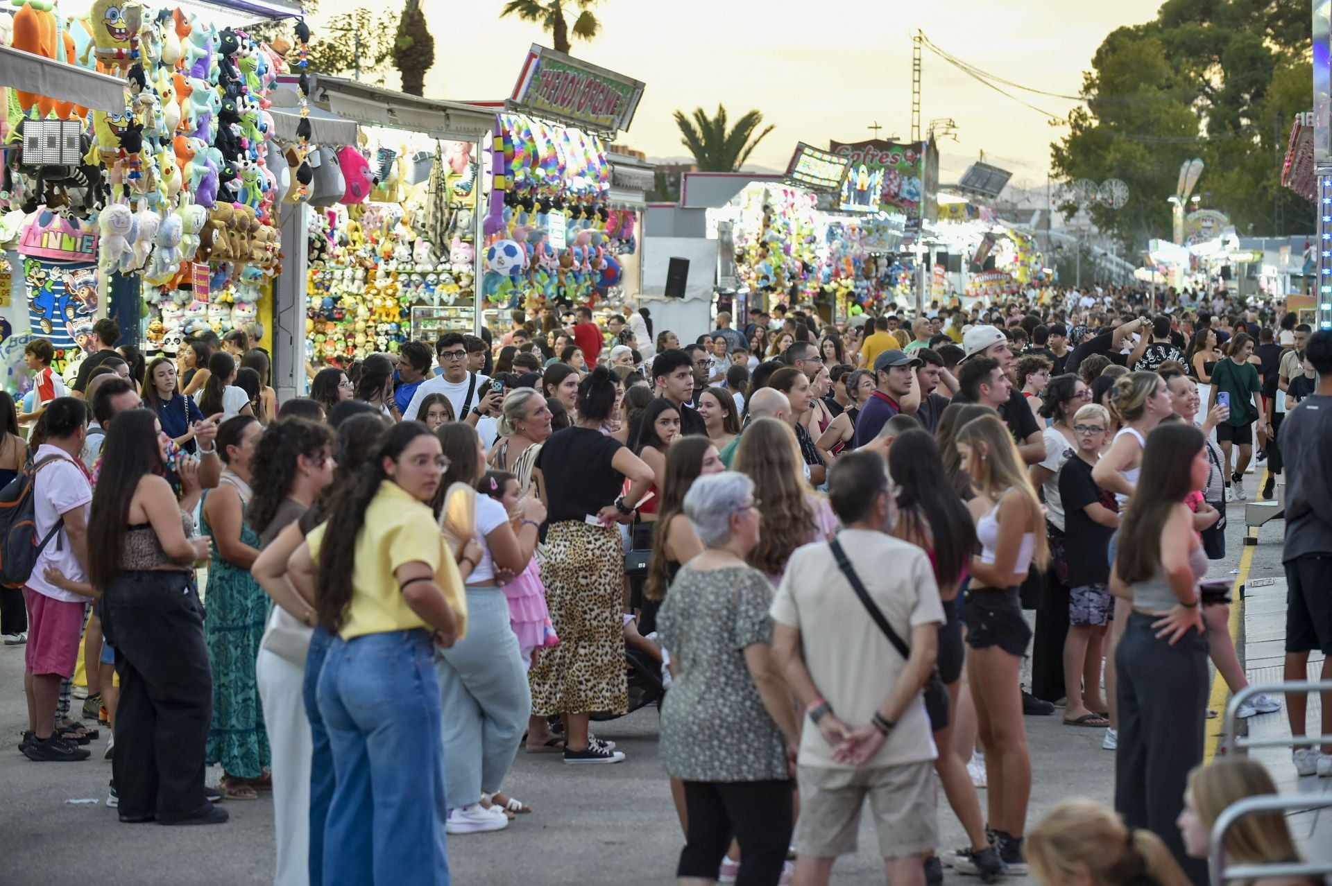 La Feria de Murcia comienza a girar