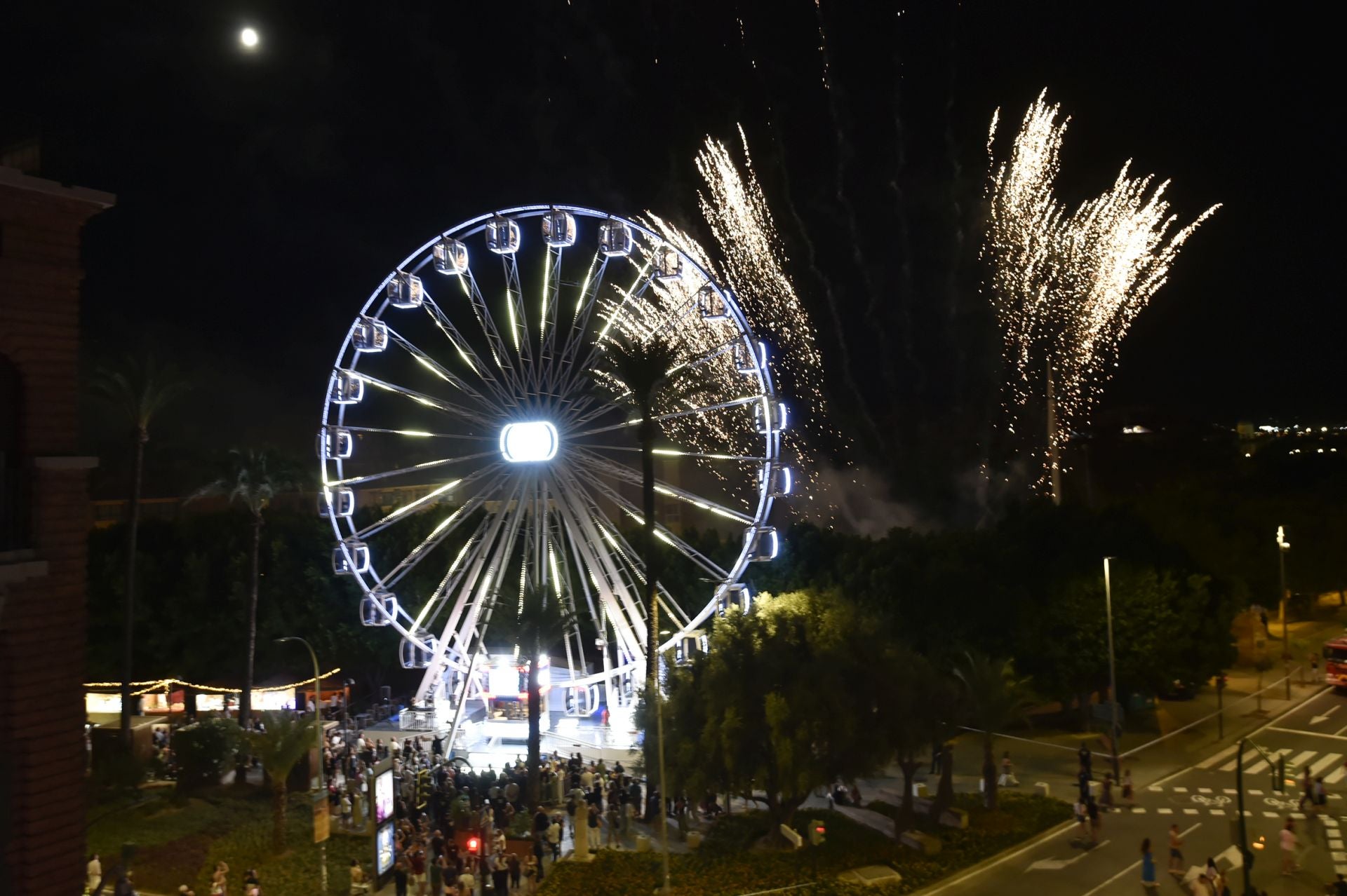 La Feria de Murcia comienza a girar