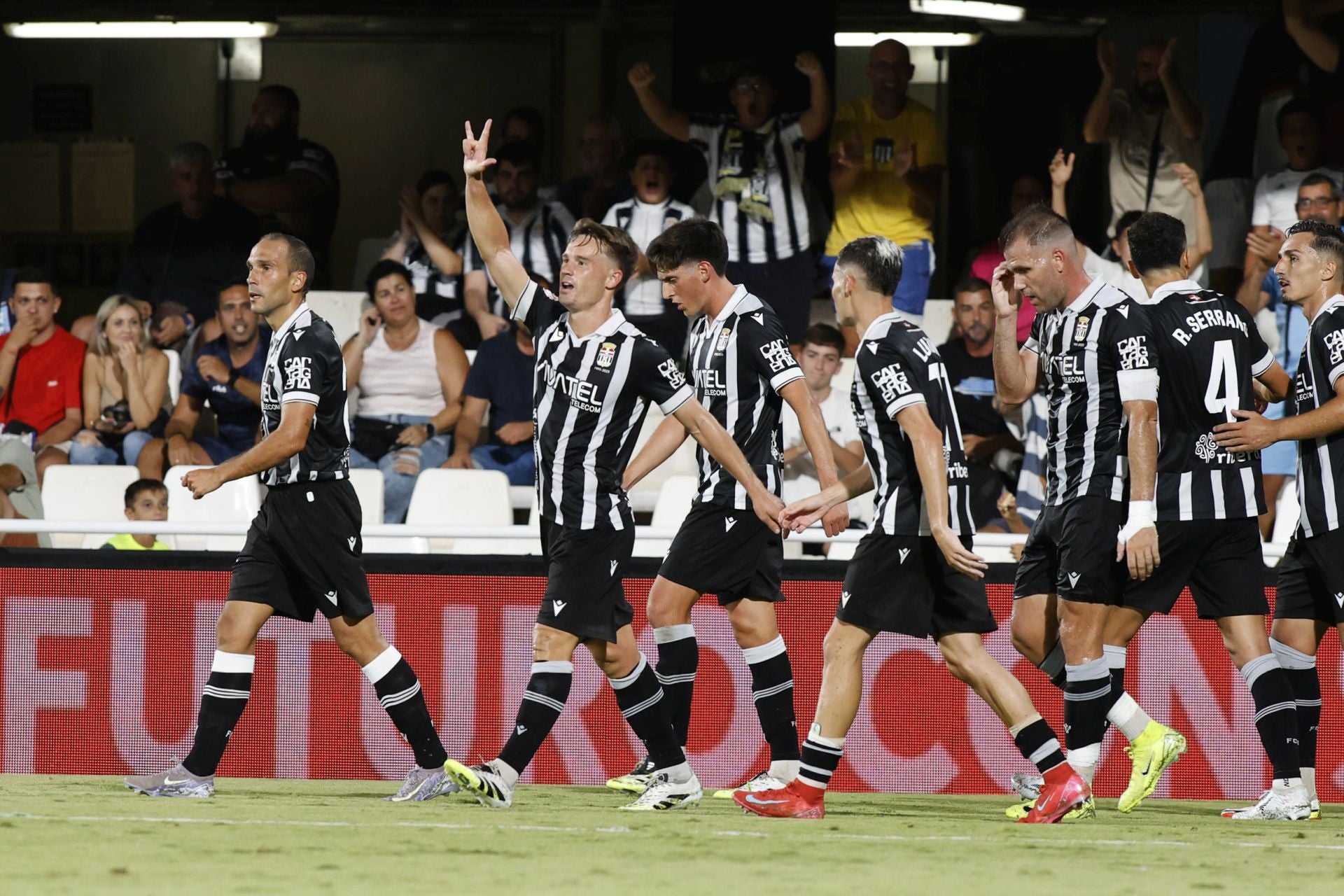 La victoria del Cartagena frente al Atlético Madrileño, en imágenes