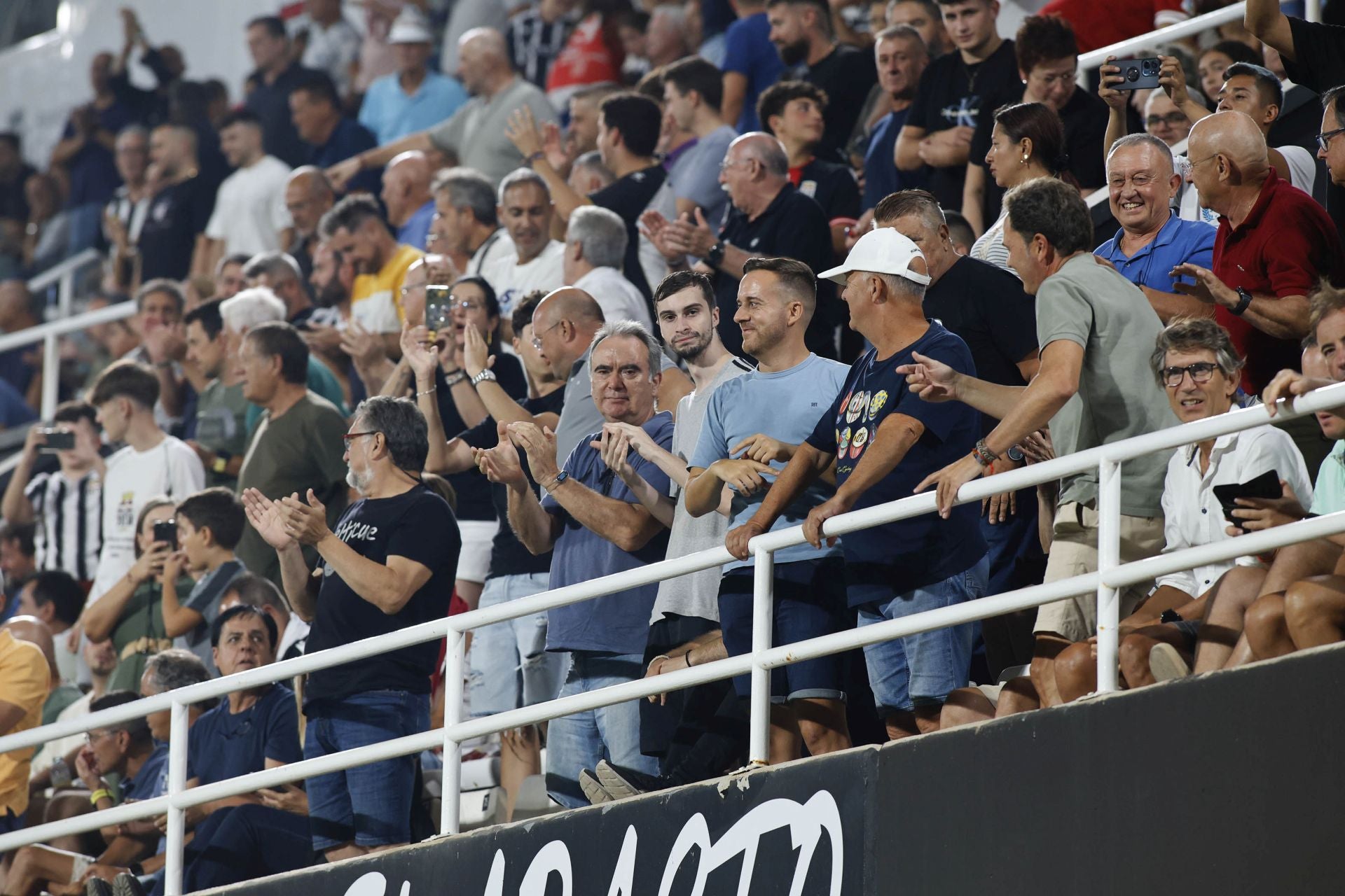 La victoria del Cartagena frente al Atlético Madrileño, en imágenes