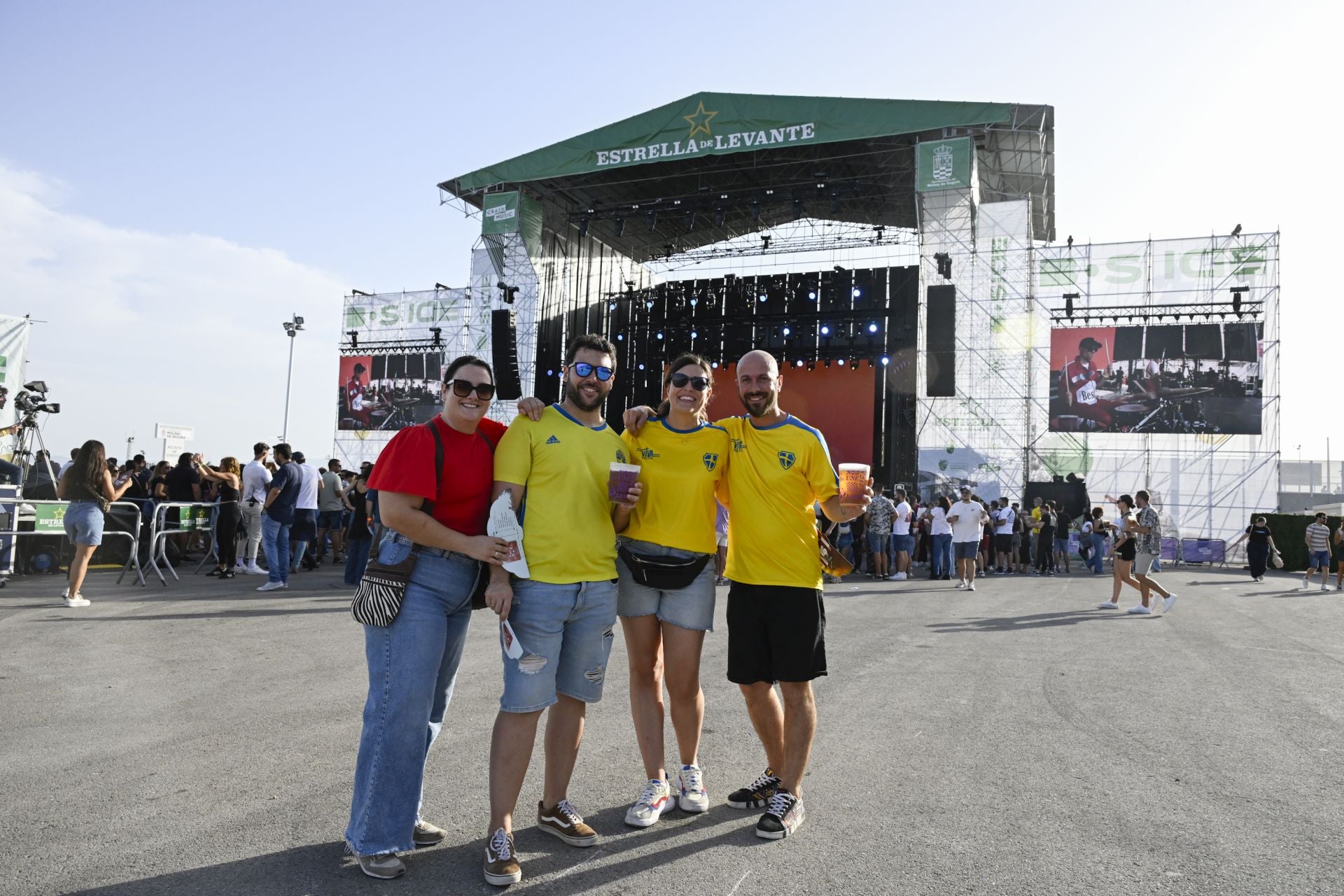 El ambiente en el B-Side de Molina de Segura, en imágenes
