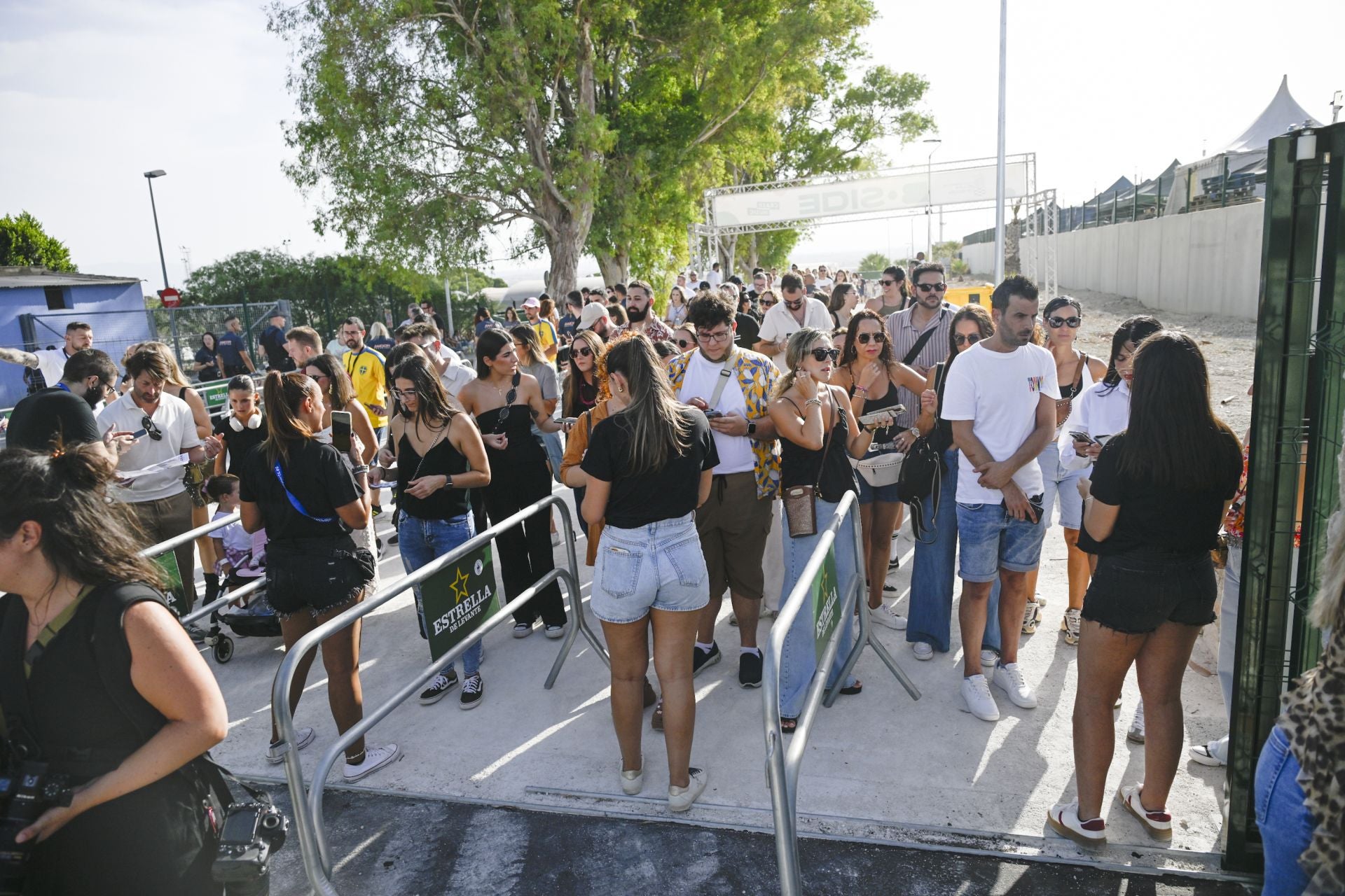 El ambiente en el B-Side de Molina de Segura, en imágenes