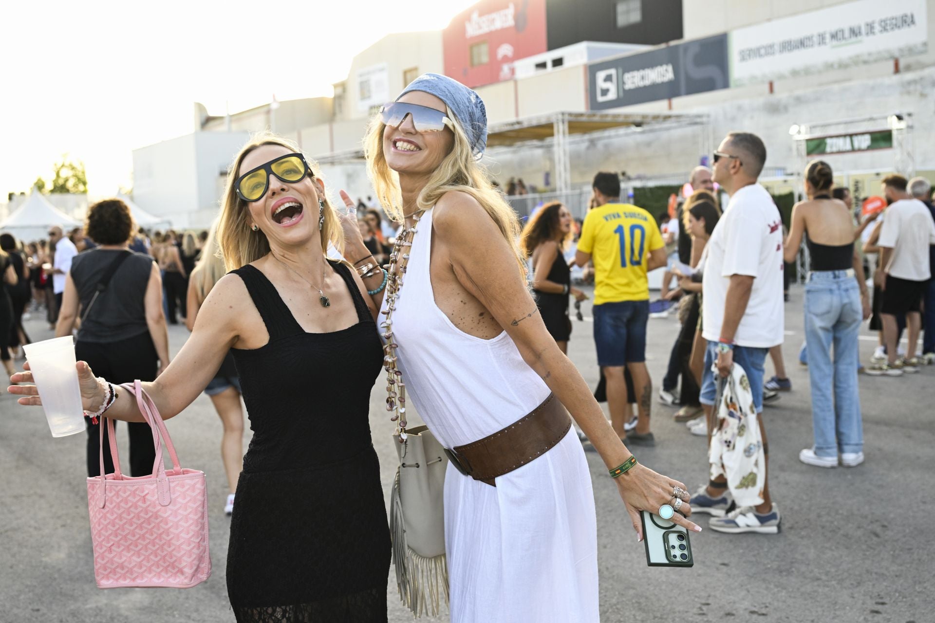 El ambiente en el B-Side de Molina de Segura, en imágenes