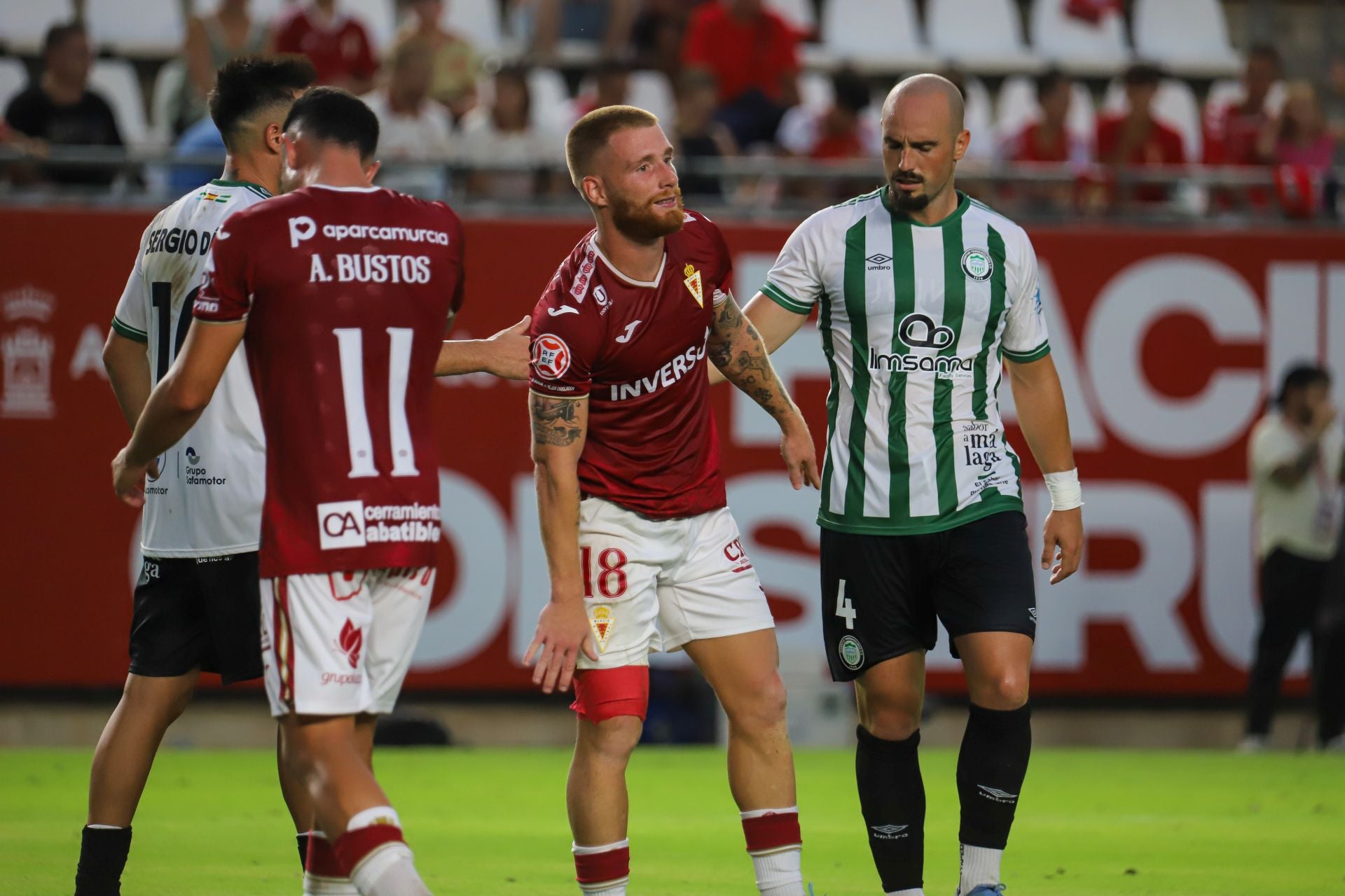 Las imágenes del Real Murcia-Torremolinos (1-0)