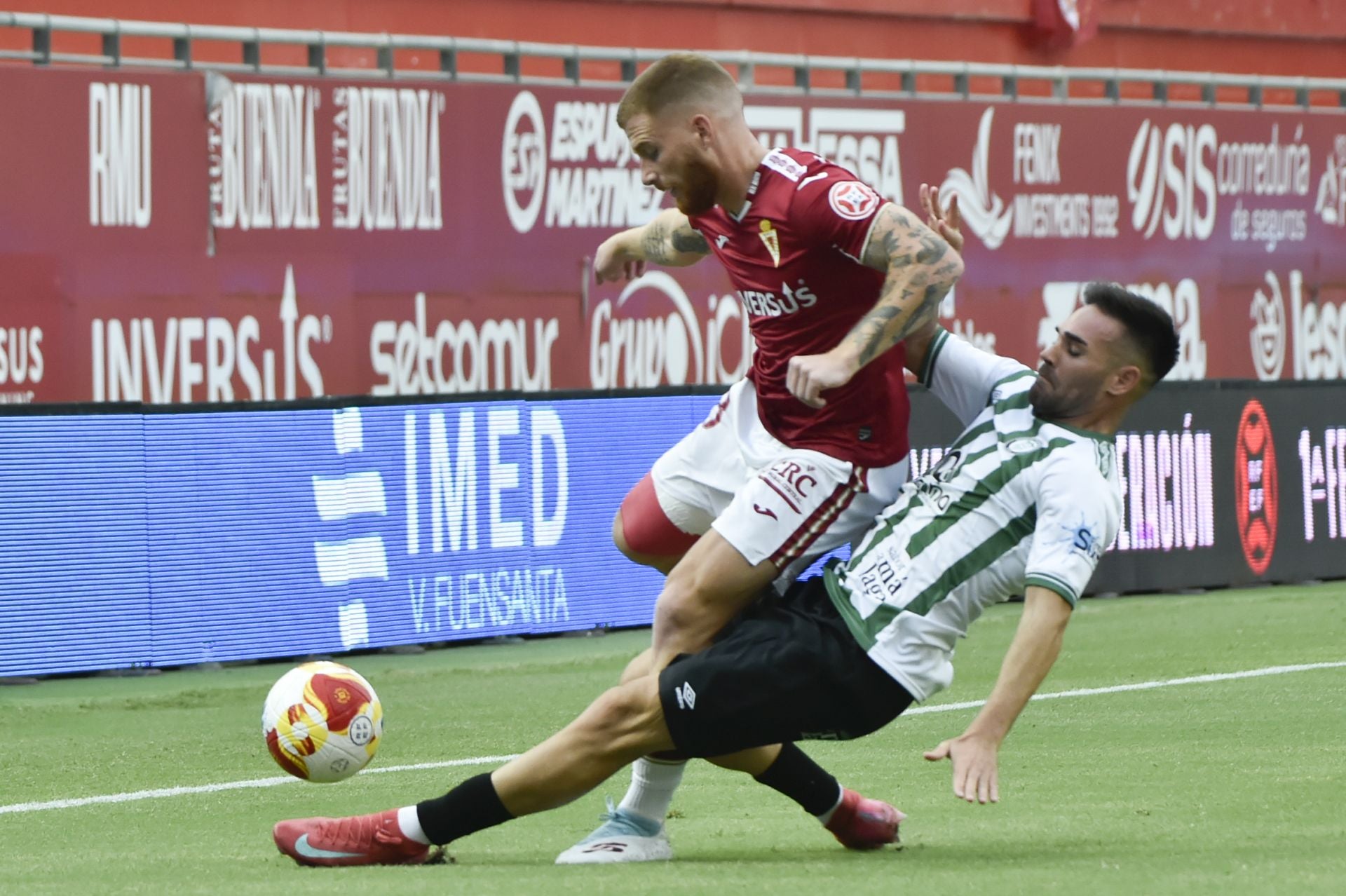 Las imágenes del Real Murcia-Torremolinos (1-0)