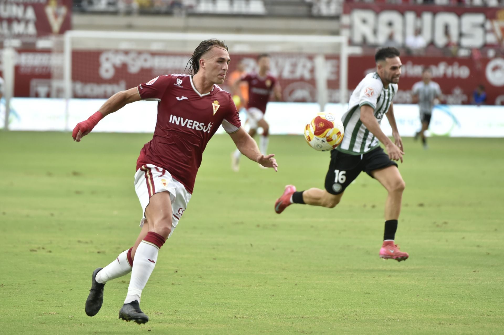 Las imágenes del Real Murcia-Torremolinos (1-0)