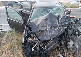 Estado del vehículo tras el choque.