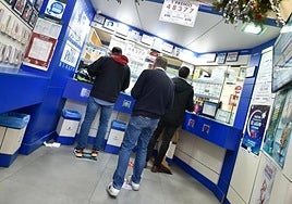 Una administración de Lotería y Apuestas del Estado de Murcia, en una imagen de archivo.