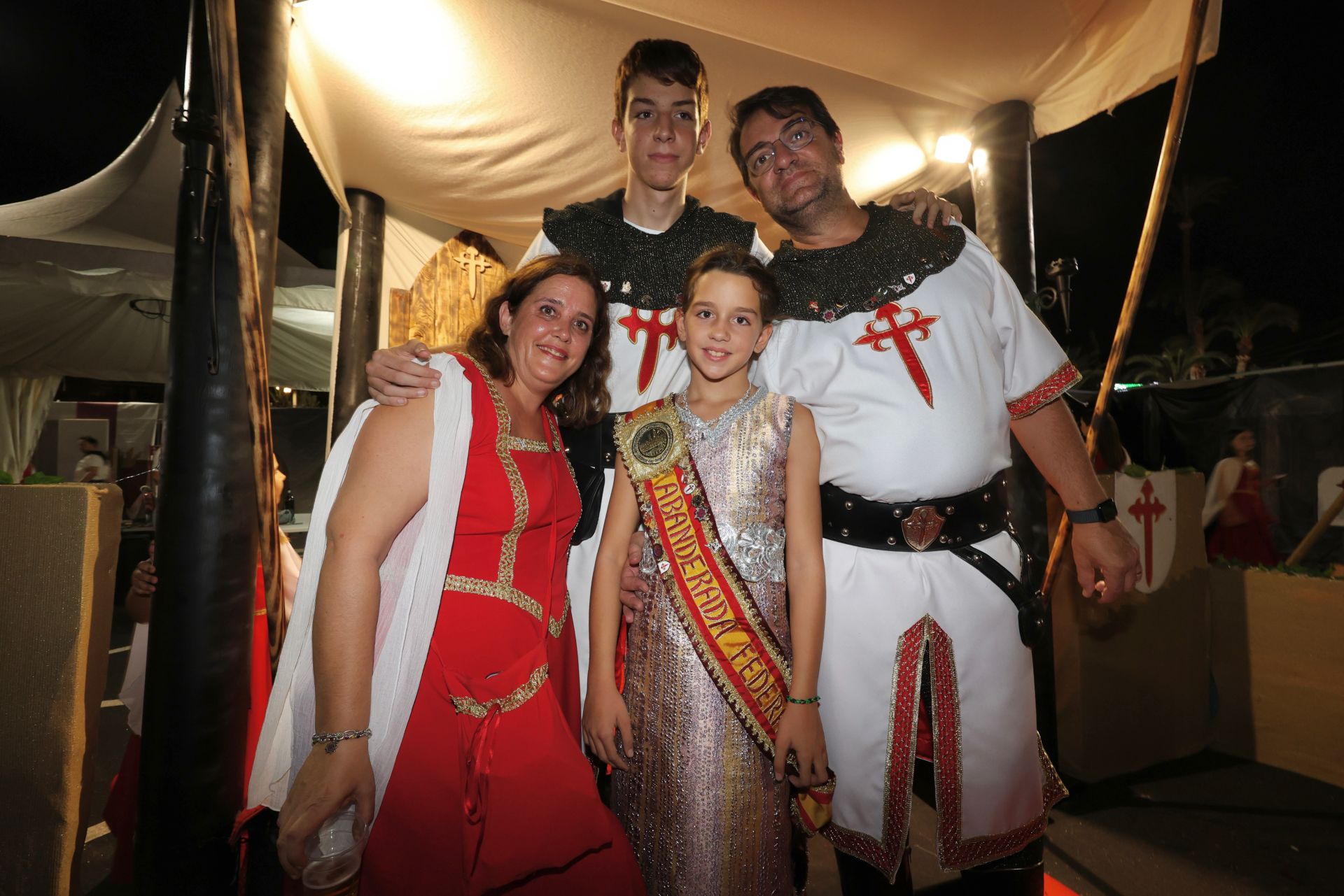 El campamento más internacional de Moros y Cristianos de Murcia, en imágenes