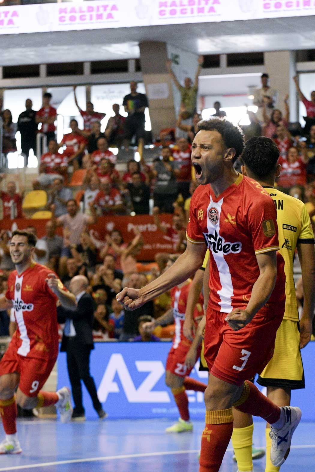 En imágenes, el Jimbee-Peníscola