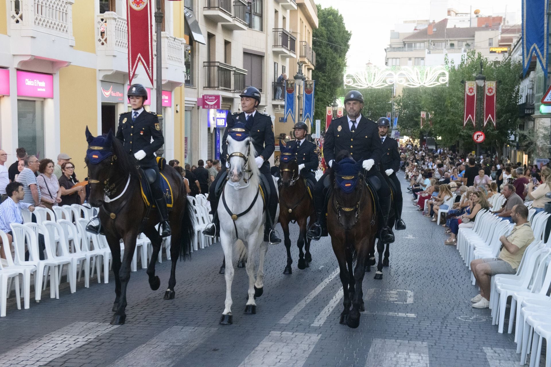El Gran Desfile de Moros y Cristianos de Murcia, en imágenes